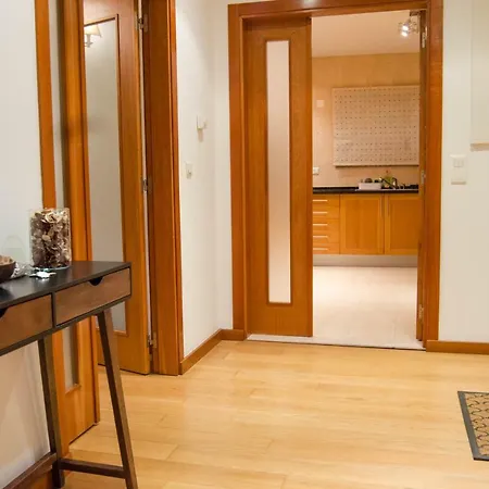 Joivy Graca Luminous 2-br With Terrace *