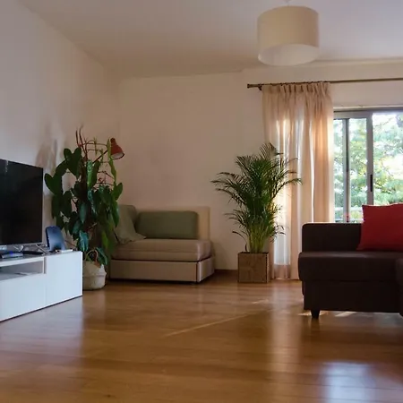 Apartment Joivy Graca Luminous 2-br With Terrace *