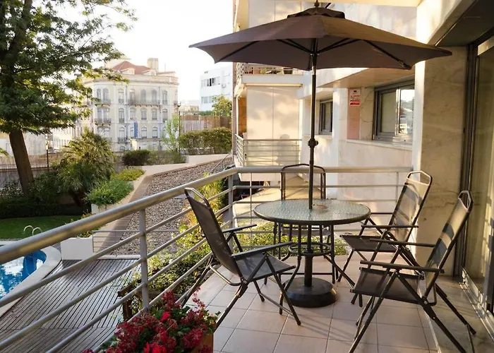 Guestready - Sleek W/ Balcony In Graca Apartman *